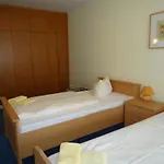Otel Hotel Kubrat Am Checkpoint Charlie Berlin