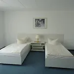 Hotel Kubrat Am Checkpoint Charlie