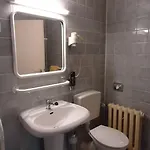 Hotel Kubrat Am Checkpoint Charlie Berlim