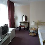 Hotel Kubrat Am Checkpoint Charlie 3* Berlim