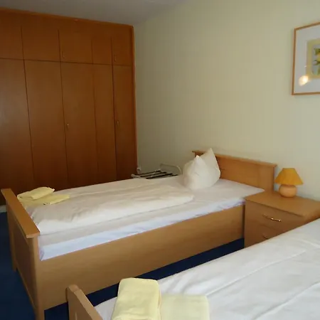 Hotel Hotel Kubrat Am Checkpoint Charlie Berlin
