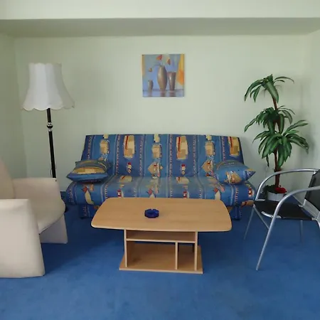 Hotel Kubrat Am Checkpoint Charlie