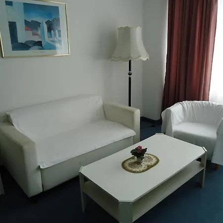 Hotel Hotel Kubrat Am Checkpoint Charlie Berlin
