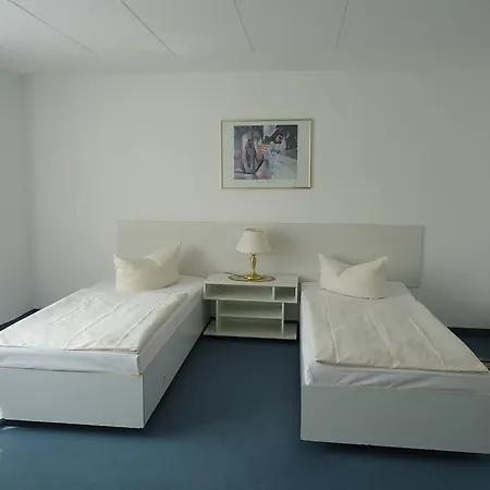 Hotel Kubrat Am Checkpoint Charlie