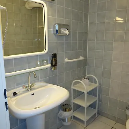 Hotel Hotel Kubrat Am Checkpoint Charlie 3*