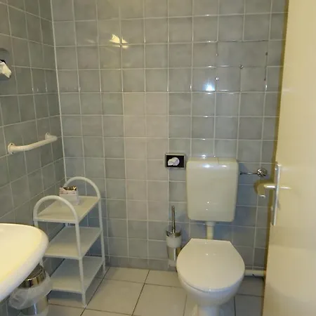 فندق Hotel Kubrat Am Checkpoint Charlie