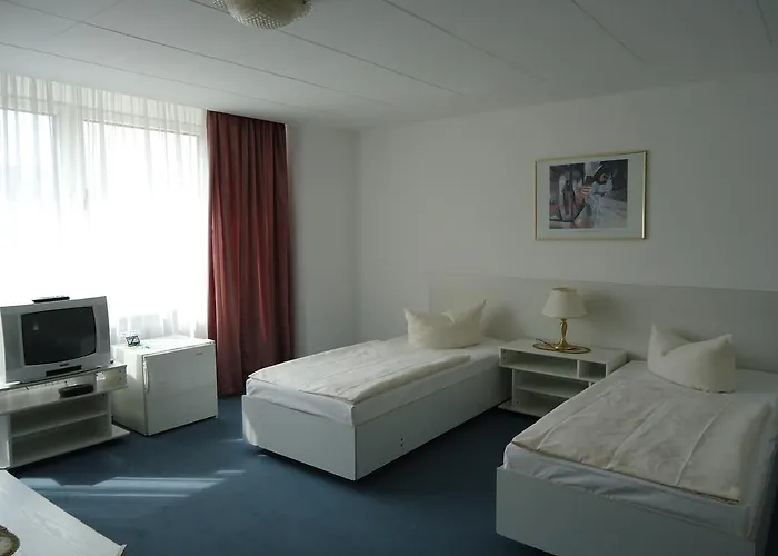 Hotel Hotel Kubrat Am Checkpoint Charlie 3*