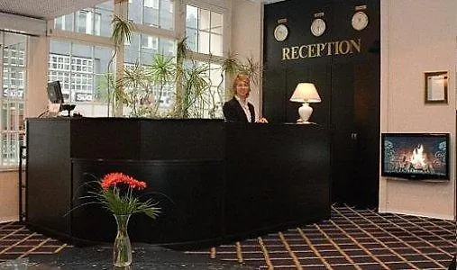 Hotel Kubrat Am Checkpoint Charlie Berlín