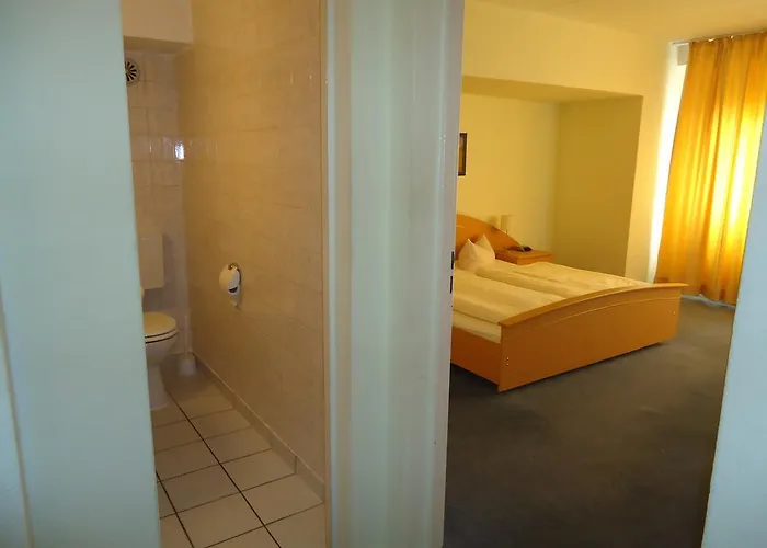 Hotel Kubrat Am Checkpoint Charlie