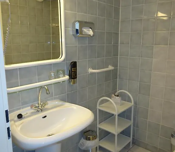 Hotel Hotel Kubrat Am Checkpoint Charlie 3*