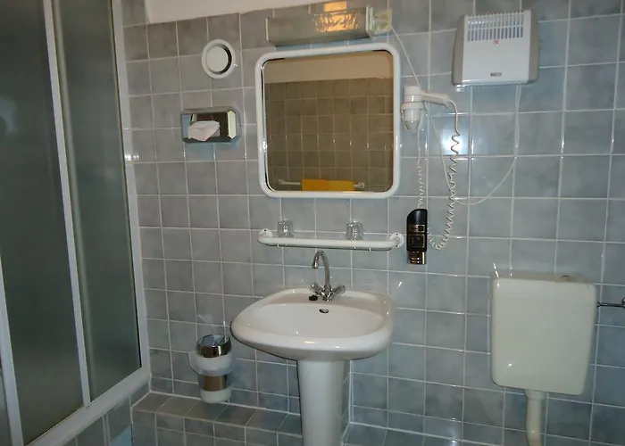 ホテル クブラット ベルリン ミッテ 